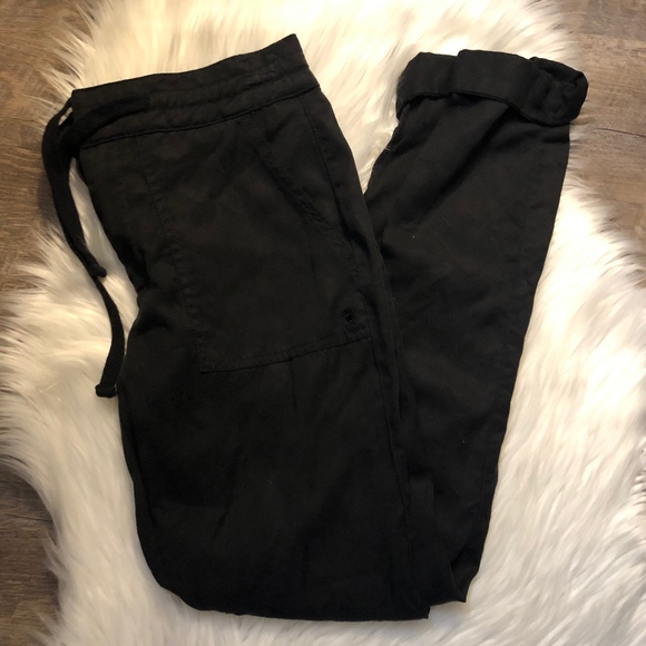UGG Pants - Black Ugg 100% Tencel Black Pants with Pockets